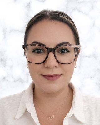 Photo of Raluca Petridis, Registered Psychotherapist, RP, MA, CCC, EMDR