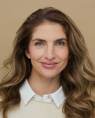 Photo of Serena Luca - Perfectionism | Identity | Depression - Serena, Registered Psychotherapist (Qualifying)