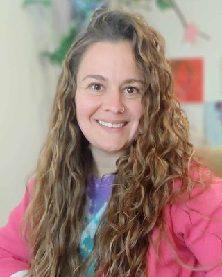 Photo of Melissa Spevak, Registered Social Worker, RSW, MSW, SEP, CYW, BA
