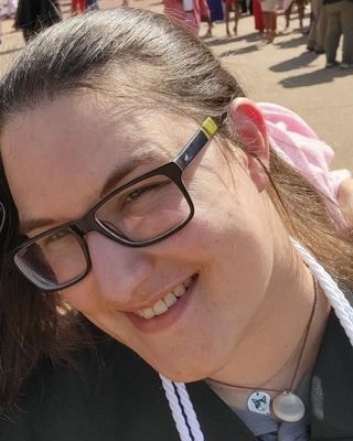 Photo of Sara Kemp, Pre-Licensed Professional