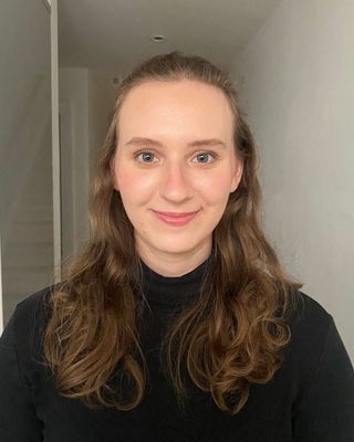 Photo of Danielle Southall, Psychotherapist, MSc, MNCPS Acc.