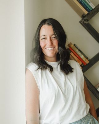 Photo of Chelsey Liaga, Clinical Social Work/Therapist, BS Ed, LMSW, PMH-C