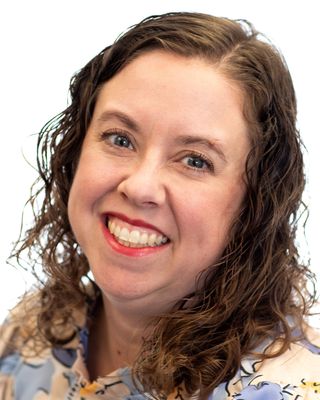 Photo of Erin Surratt, Clinical Social Work/Therapist, MSW, LCSW