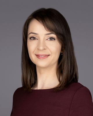 Photo of Dr Jessica Memarzia, Psychologist, PsychD, HCPC - Clin. Psych.
