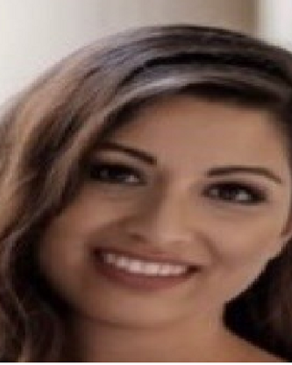 Photo of Sarah Ferraz, Psychologist, MPsych, PsyBA General