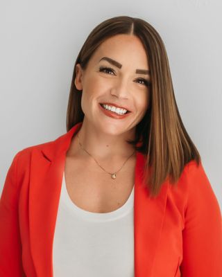 Photo of Dr. Lauren Butler, Psychologist, PsyD, HSPP