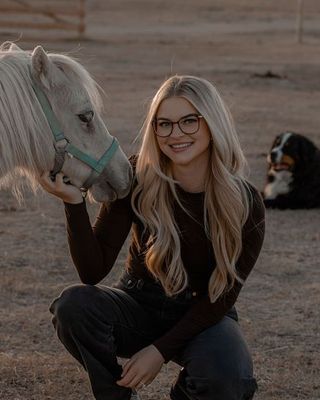 Photo of Lauren Lauze, Counsellor