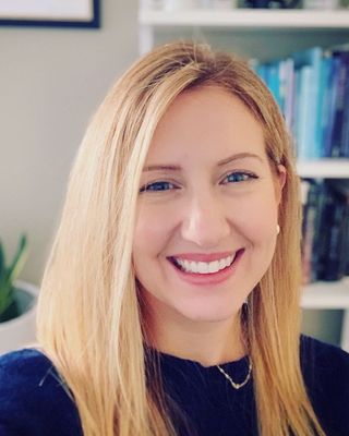 Photo of Dr. Jen Bourgoin, Psychologist, PsyD
