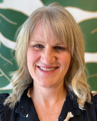 Photo of Celeste Decker, Clinical Social Work/Therapist, LICSW