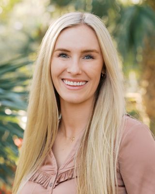 Photo of Lindsay Burns, Licensed Professional Counselor, MA