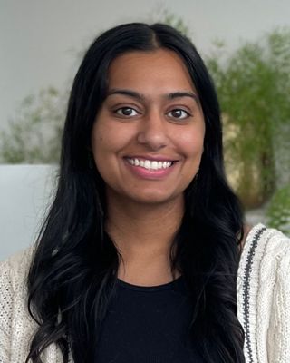 Photo of Ravneet Bajwa, Clinical Social Work/Therapist, MSW, RSW