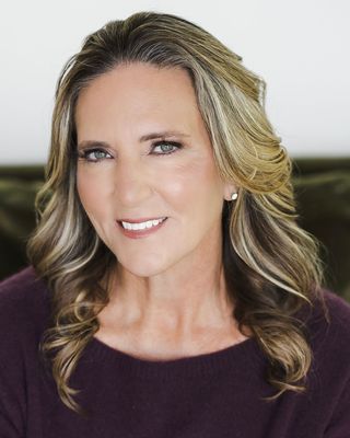 Photo of Deborah Cadenasso, Marriage & Family Therapist, LMFT, MACP