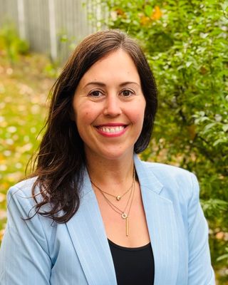 Photo of Laura Krause, Psychologist, PsyD, LP