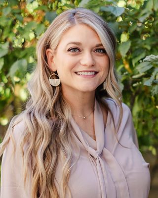 Photo of Britni D Shrader, Counselor, MS, LIMHP, NCC