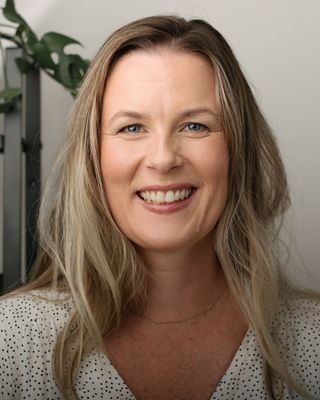 Photo of Christine Wright, Registered Psychotherapist (Qualifying)