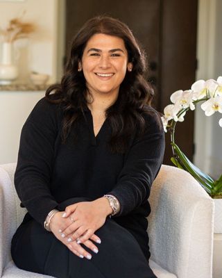 Photo of Alexa Pirouti, Marriage & Family Therapist in Los Angeles, CA