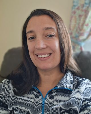 Photo of Emma Kirn, Registered Psychotherapist, MSW