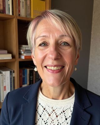 Photo of LAURA JOANKNECHT, Psychotherapist, PsychD, MBACP Accred