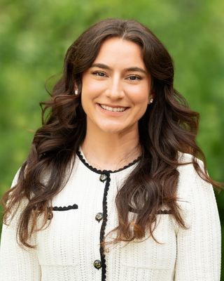 Photo of Adriana Veader, Clinical Social Work/Therapist, LCSW