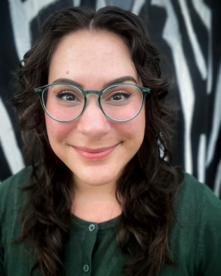 Photo of Alexis Leeper, Clinical Social Work/Therapist, LCSW, EMDR, DBT, Trauma, Parts