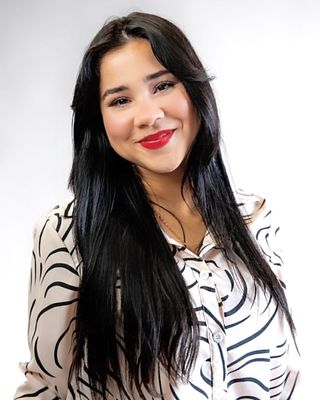 Photo of Daniela Gonzalez, LCSW Associate, MSW, LCSWA