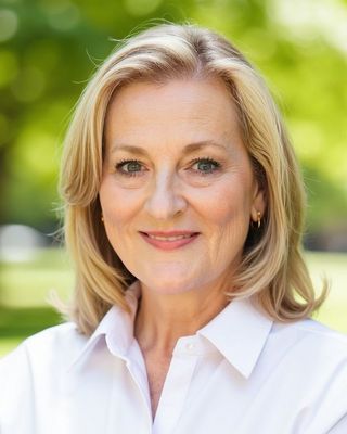 Photo of DeAnna Brown, Marriage & Family Therapist, BSN, LMFT