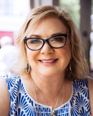 Photo of LoriAnne Reeves, Licensed Professional Counselor, LPC