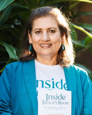 Photo of Nizzy Khan, Licensed Professional Counselor, LPC,MFT