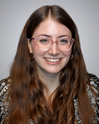 Photo of Shannon Bucciarelli, Psychiatric Nurse Practitioner, MSN, PMHNP, B-C