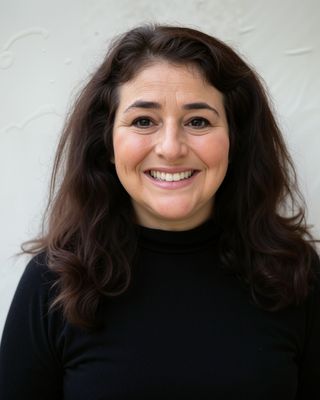 Photo of Stephanie Mendell, Clinical Social Work/Therapist, LCSW