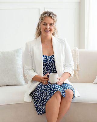 Photo of Erin Sullivan - Wave Mental Wellness, MA, CCC, Counsellor