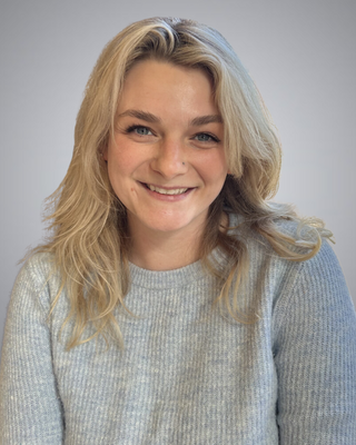 Photo of Sophia Sgarlat, Clinical Social Work/Therapist, LCSW