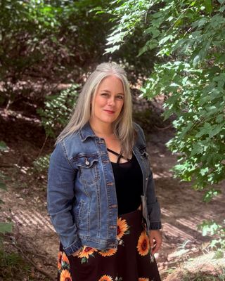 Photo of Jenn Clarke, Licensed Professional Counselor, LCPC, RPT