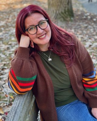 Photo of Zoe Compton, Clinical Social Work/Therapist, LMSW