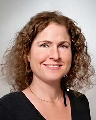 Photo of Mollie Sherry, Clinical Social Work/Therapist, LICSW