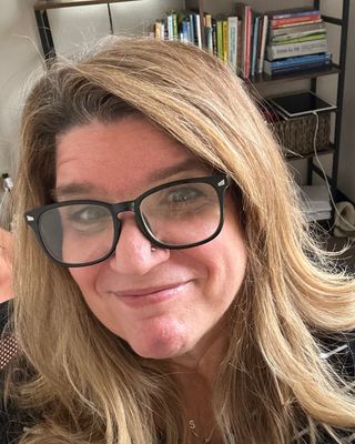 Photo of Sharon Beach, Clinical Social Work/Therapist, LISW-S