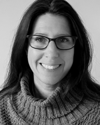 Photo of Natalie Joanne Russell, Psychotherapist, UKCP Trainee