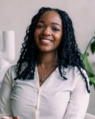 Photo of Erin Mason, Pre-Licensed Professional, MS, MHC-LP