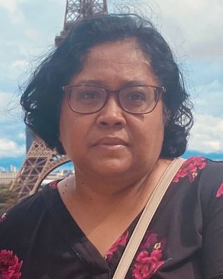 Photo of Shahnaz Perveen, Registered Social Worker, MA, RSW