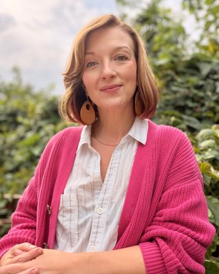 Photo of Laura Maine, Clinical Social Work/Therapist, LSCSW, LCSW, MS Ed