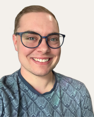 Photo of Ashton Taylor, Clinical Social Work/Therapist, MSW, LSW