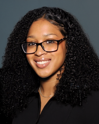 Photo of Lianna Jeremie, Counselor, MS, LMHC