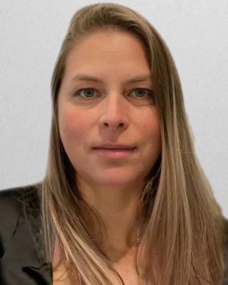Photo of Karrie Carlos, Registered Psychotherapist (Qualifying)