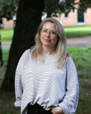 Photo of Nicola Brophy, Psychotherapist, MA, HCPC-Art Therap.