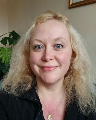 Photo of Katrin Kemmerzehl, Counsellor, MNCPS Acc.