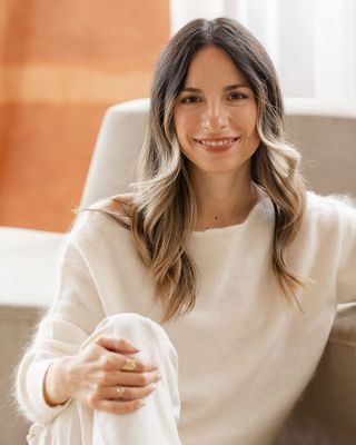 Photo of Amanda Neves - Amanda Neves Therapy & Associates, Registered Social Worker, MSW, RSW