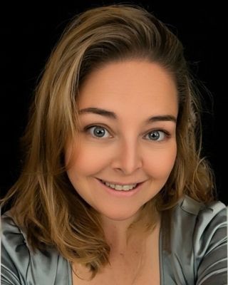 Photo of Pennie Lee, Marriage & Family Therapist Associate, AMFT