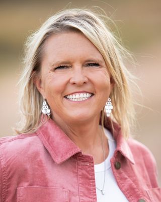 Photo of Jennifer A B - Bee Counseling and Consulting; Jennifer Burns LCSW, Clinical Social Work/Therapist, LCSW