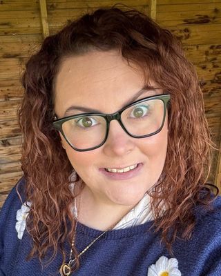 Photo of Abigail Leah Bonnett, Counsellor, MNCPS Acc.