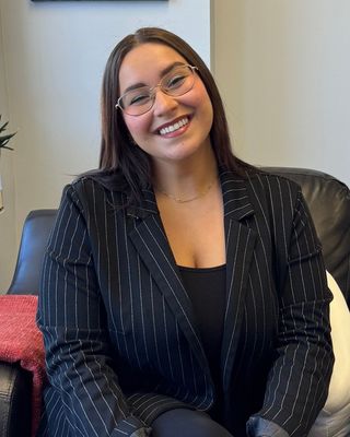 Photo of Amina Lazrak, Registered Psychotherapist (Qualifying), MA